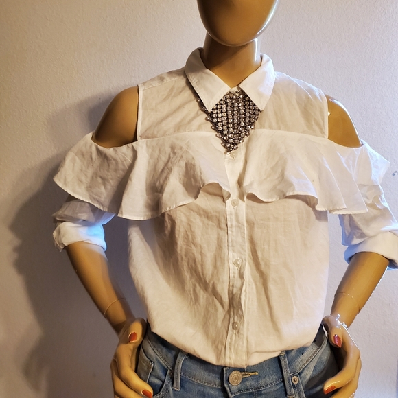 Convertible Sleeve Ruffle Top - Picture 2 of 3